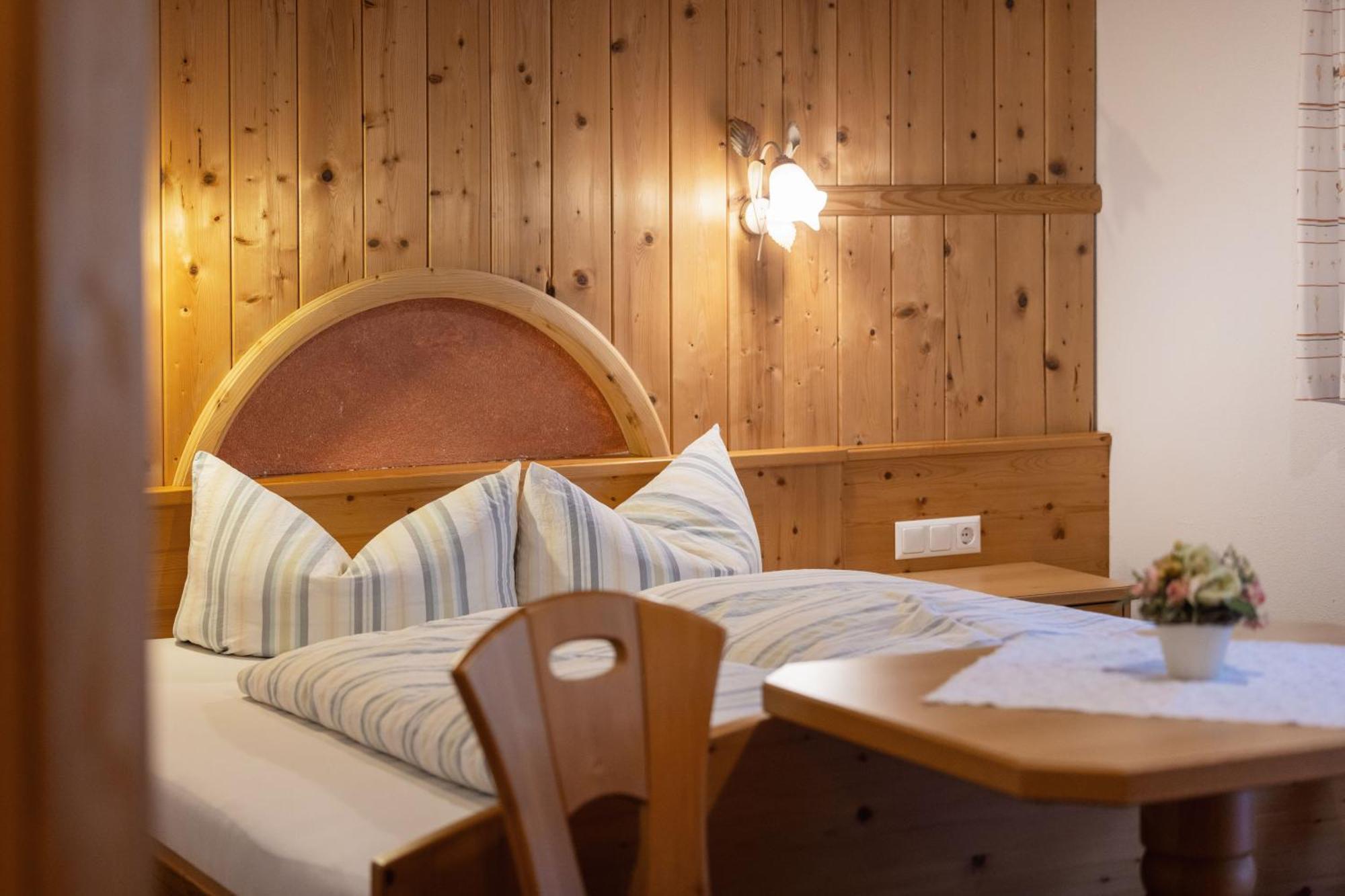 Ferienwohnung Haus Bergzauber Neustift im Stubaital Exterior foto