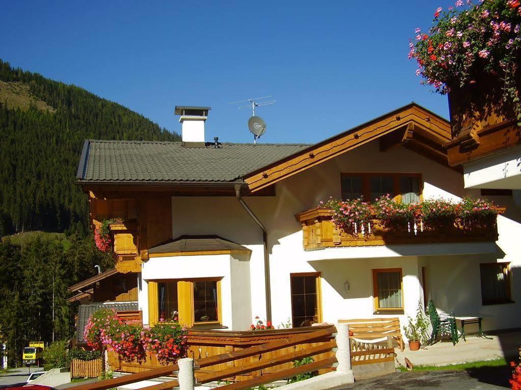 Ferienwohnung Haus Bergzauber Neustift im Stubaital Exterior foto