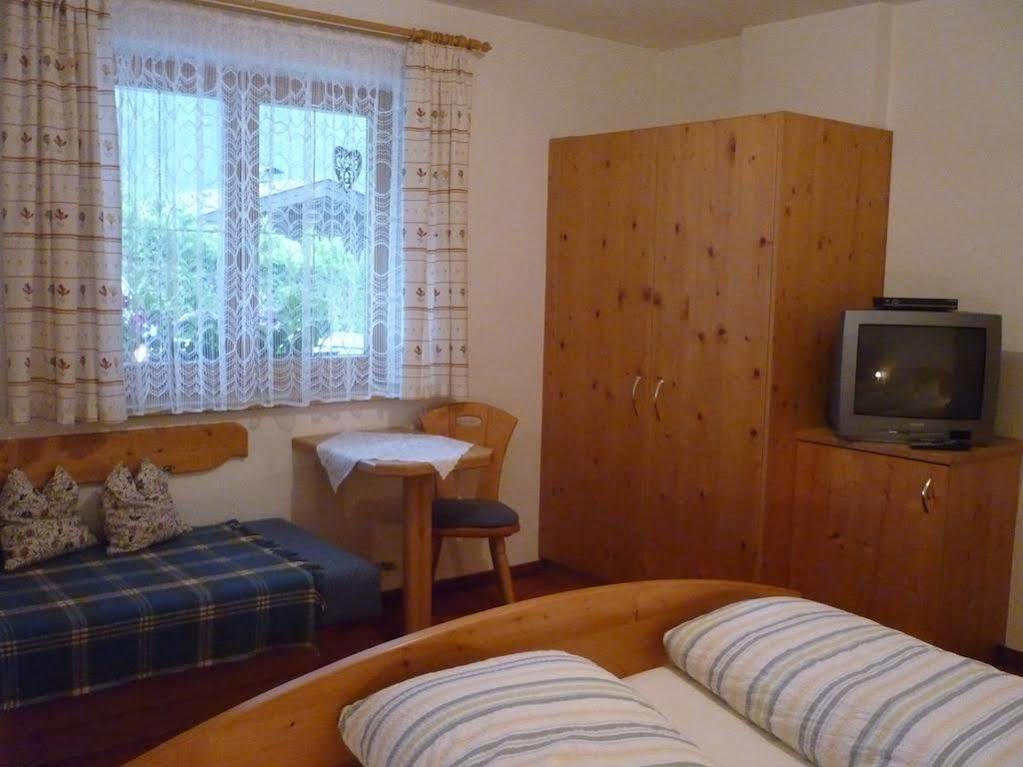 Ferienwohnung Haus Bergzauber Neustift im Stubaital Exterior foto